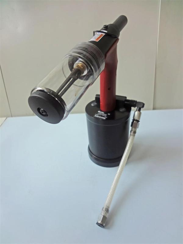 氣動鉚槍細節圖三