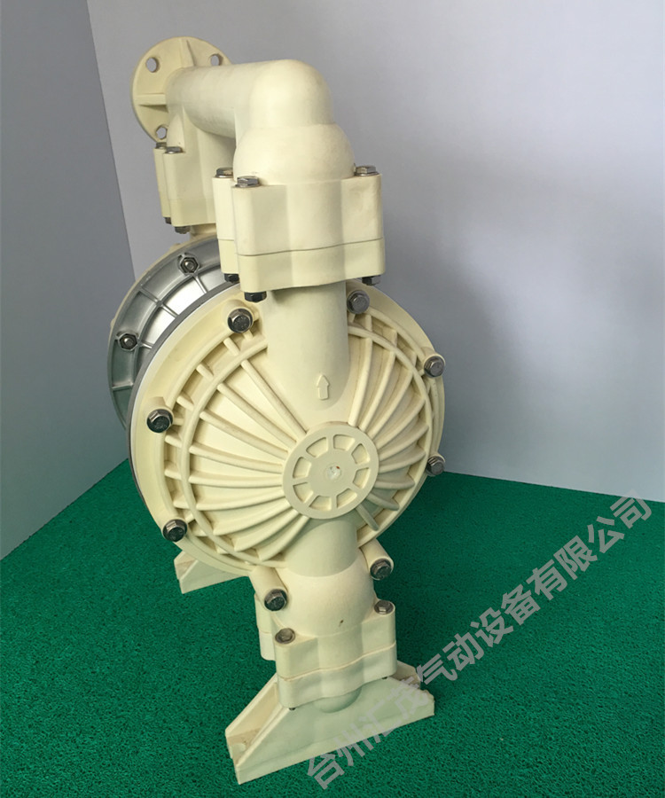 塑料氣動隔膜泵側面圖二