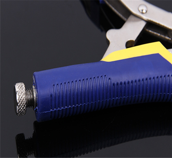 尖嘴鉗產(chǎn)品圖