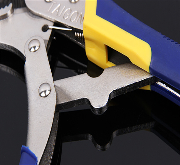 尖嘴鉗產(chǎn)品圖